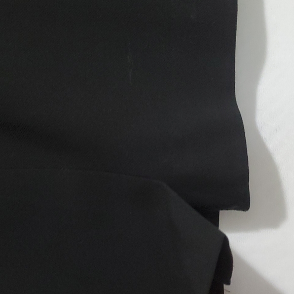 Louis Feraud Straight Crepe Black Skirt - Picture 6 of 7